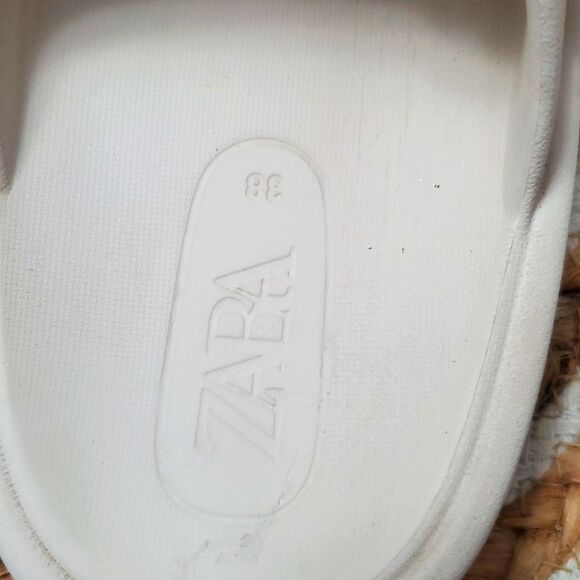 Zara Rubberized Double Buckled Cream Slide Sandals , Size 38 - Picture 5 of 6